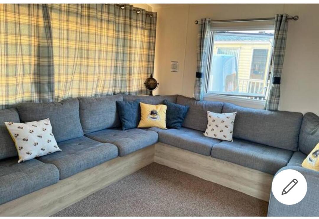 8 Berth Caravan,Pet Friendly. Merston Exteriör bild